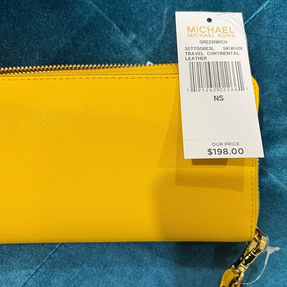 Michael Kors Sunflower Tote AND Wallet!! - Picture 9 of 9